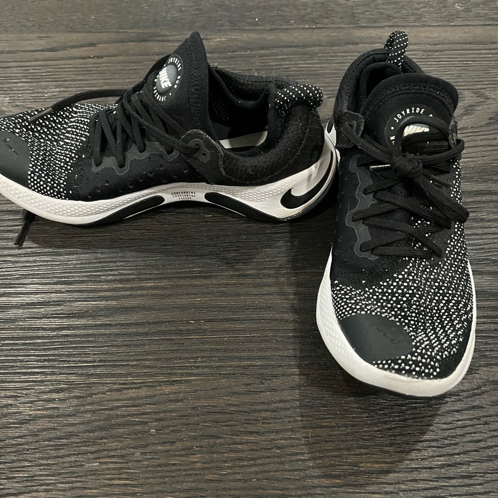Nike Joyride - Picture 2 of 4